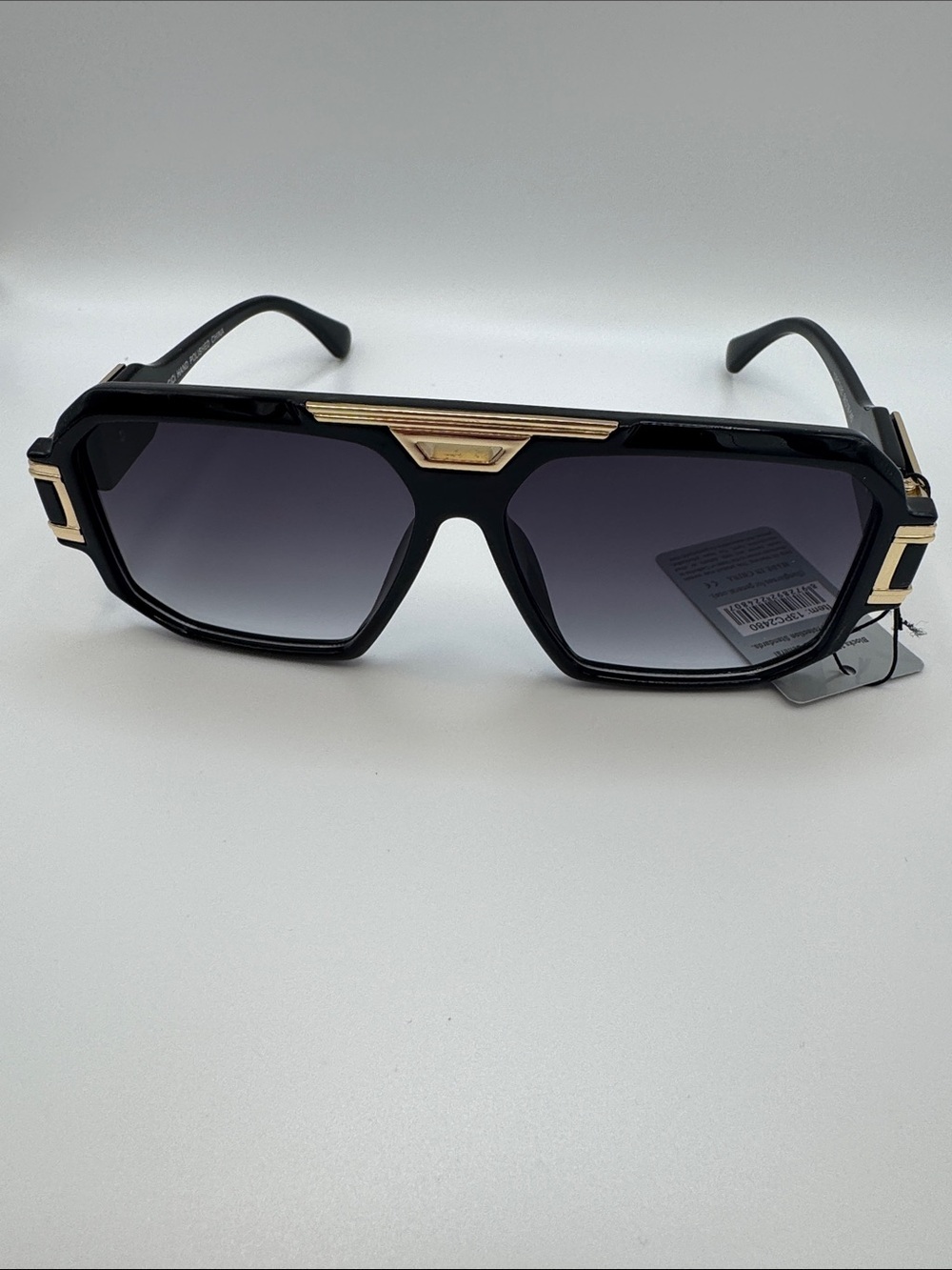 Black and Gold Men's Fashion Sunglasses - Picture 10 of 11